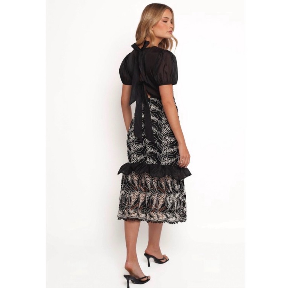 Petal & Pup Midi Dress Black Lace Overlay Puff Sleeve Size S NWT - Picture 2 of 8